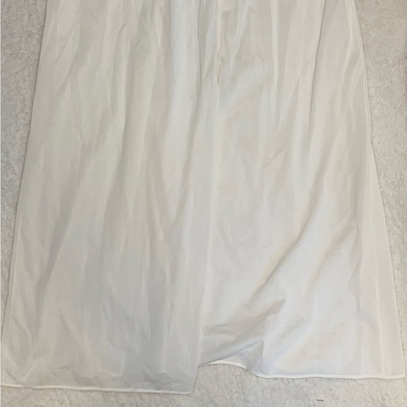 Dreamy Nightgown - Picture 3 of 3